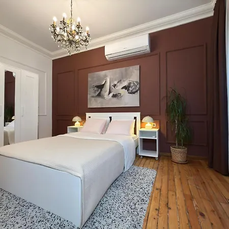 Apartamento Historic High-ceiling 2-flat Combo - Taksim