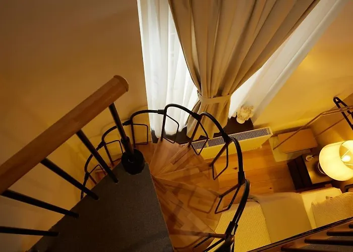 Historic High-ceiling 2-flat Combo - Taksim * איסטמבול